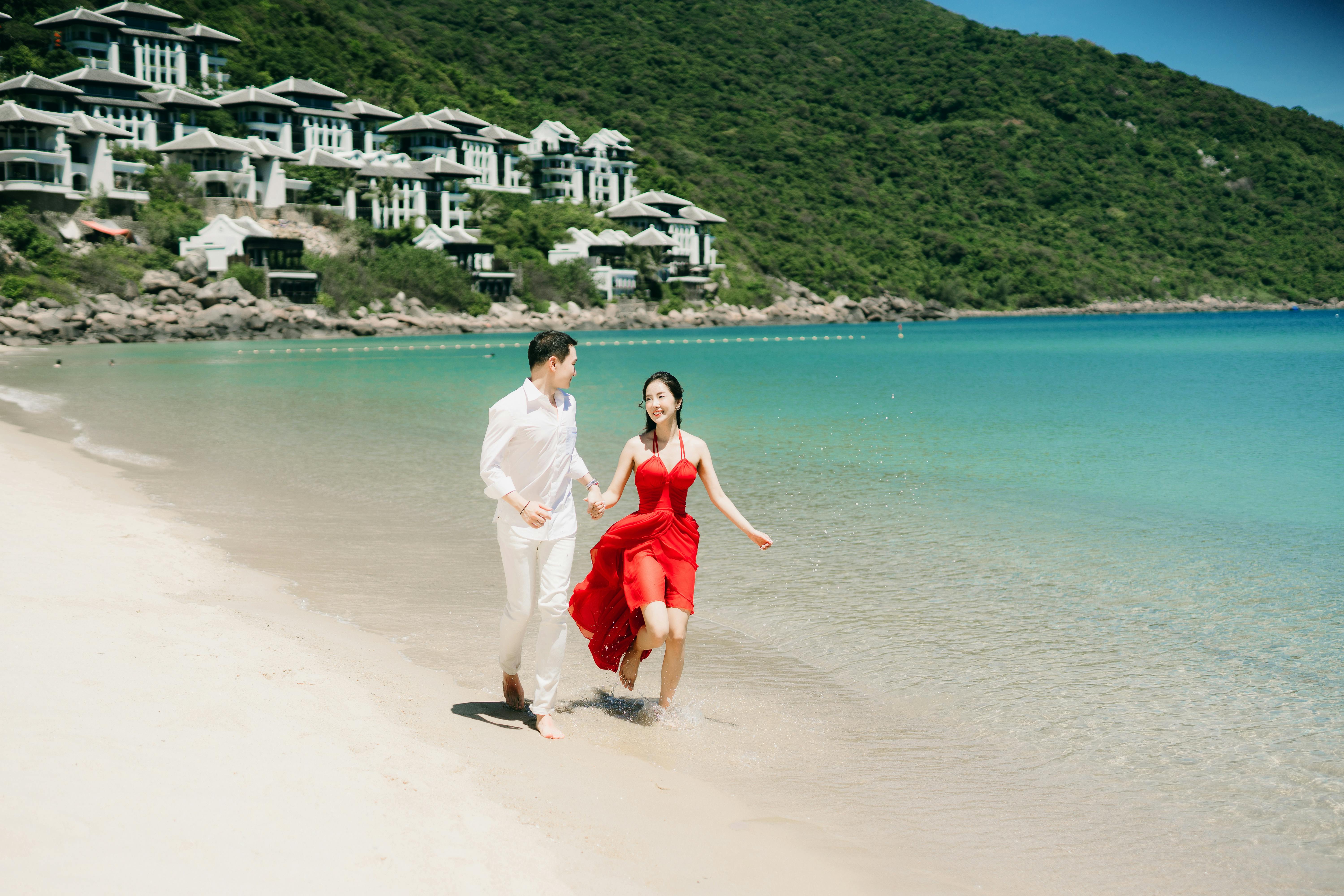 What keeps a man in a relationship?