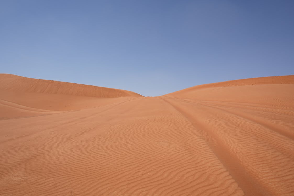 Gratis arkivbilde med blå himmel, ørken, sand