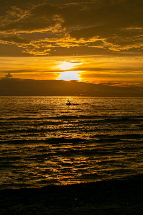 Immagine gratuita di alba, fotografia della natura, mare