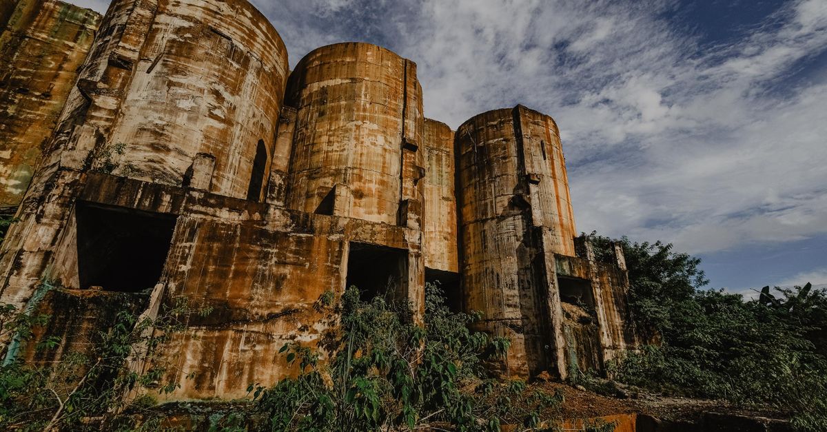 Decayed Skyscraper Building Abandoned Decaying Towers Against the Sky · Free Stock Photo