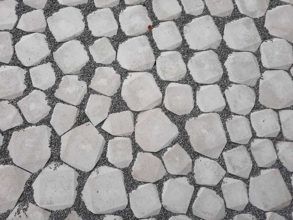 Interlocking pavers