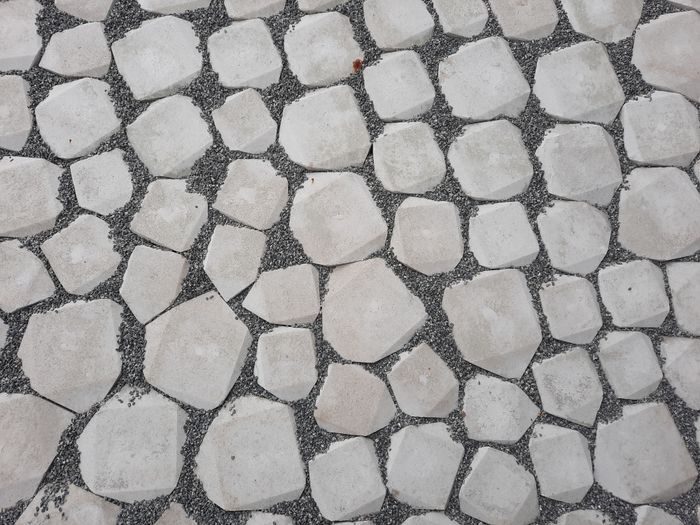 Interlocking pavers
