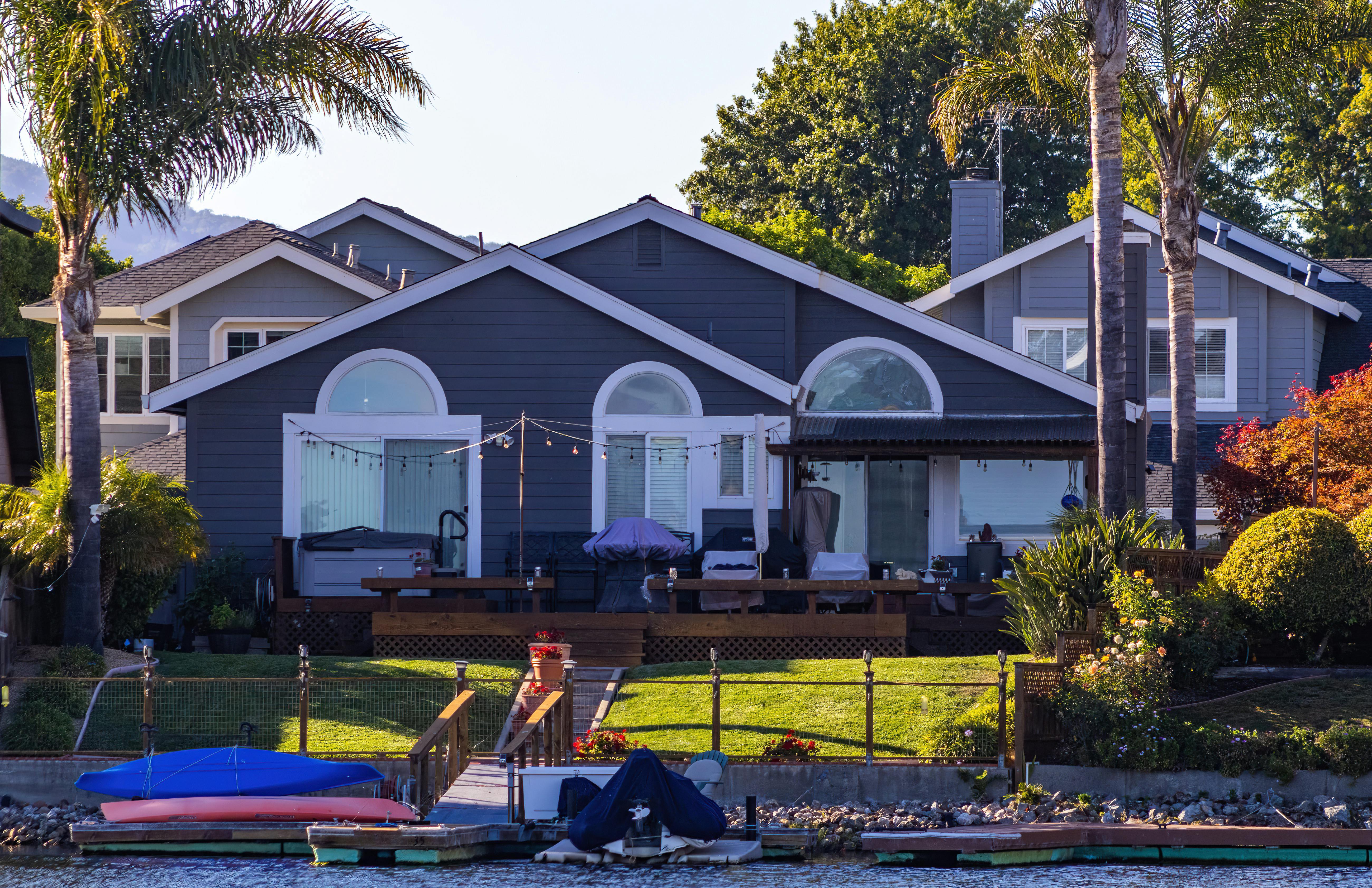 MLS to AI: The real estate acronym decoder every agent needs in 2026 — Photo by Robert So on Pexels
