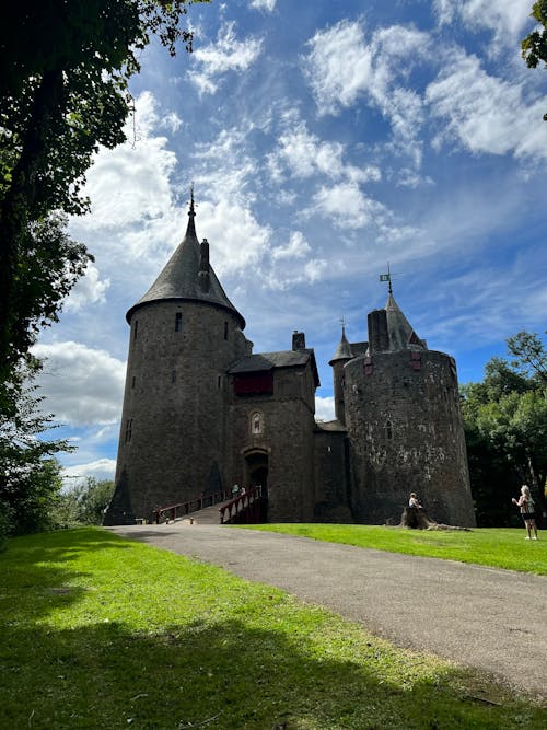 คลังภาพถ่ายฟรี ของ castell coch, ปราสาท, ยิงแนวตั้ง