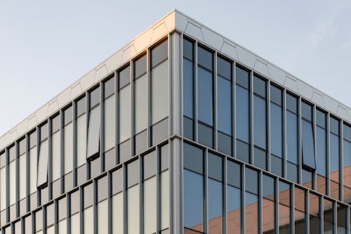 免费 玻璃盖的建筑白天 素材图片