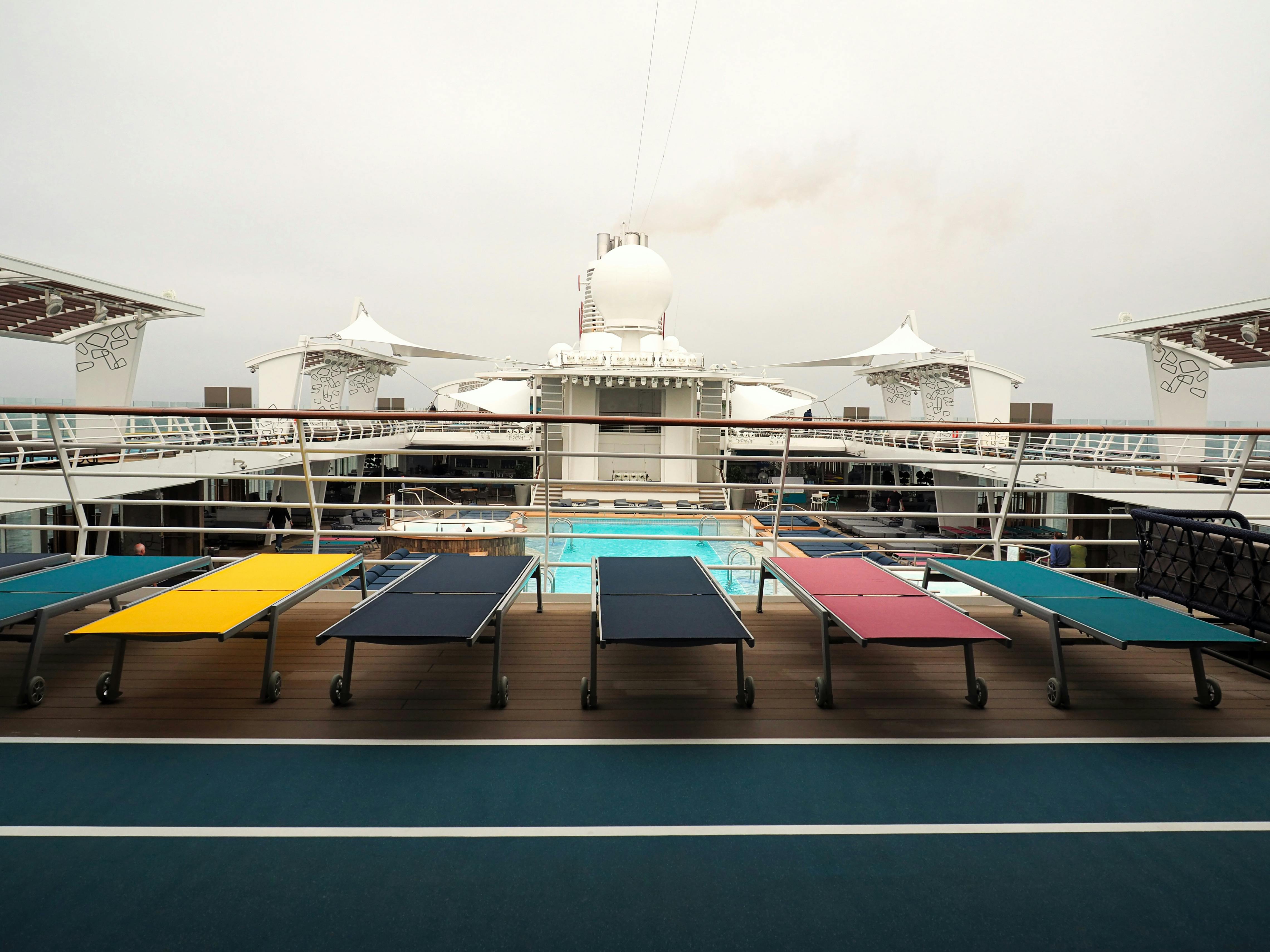 Free stock photo of cruise ship, lay flat, swimming pool