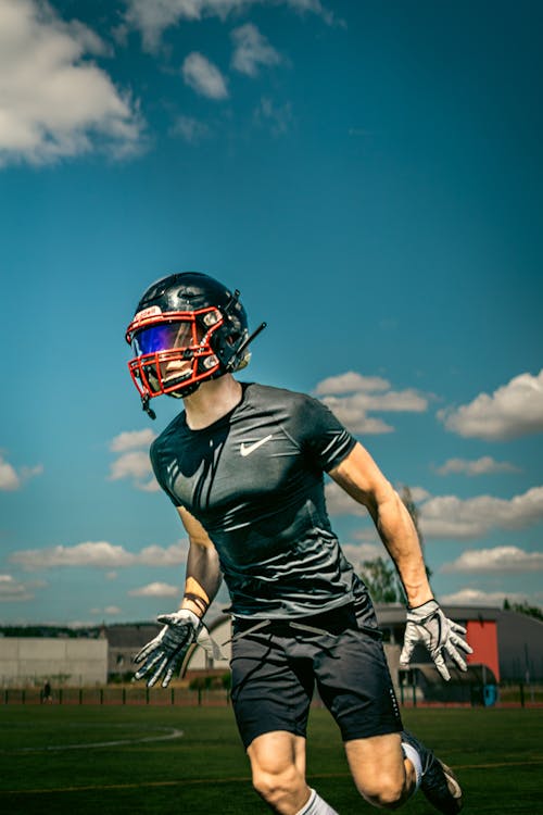 Fotos de stock gratuitas de adecuado, atleta, casco