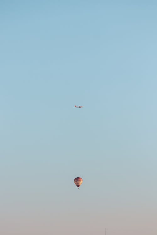 Foto profissional grátis de balão, céu, céu limpo