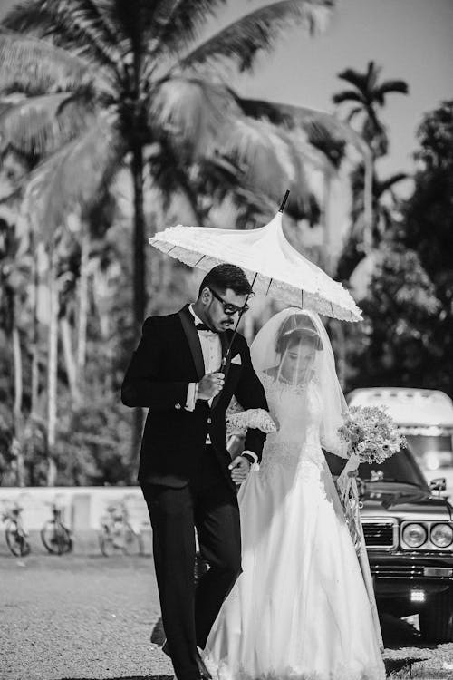 Fotos de stock gratuitas de blanco y negro, Boda, esmoquin