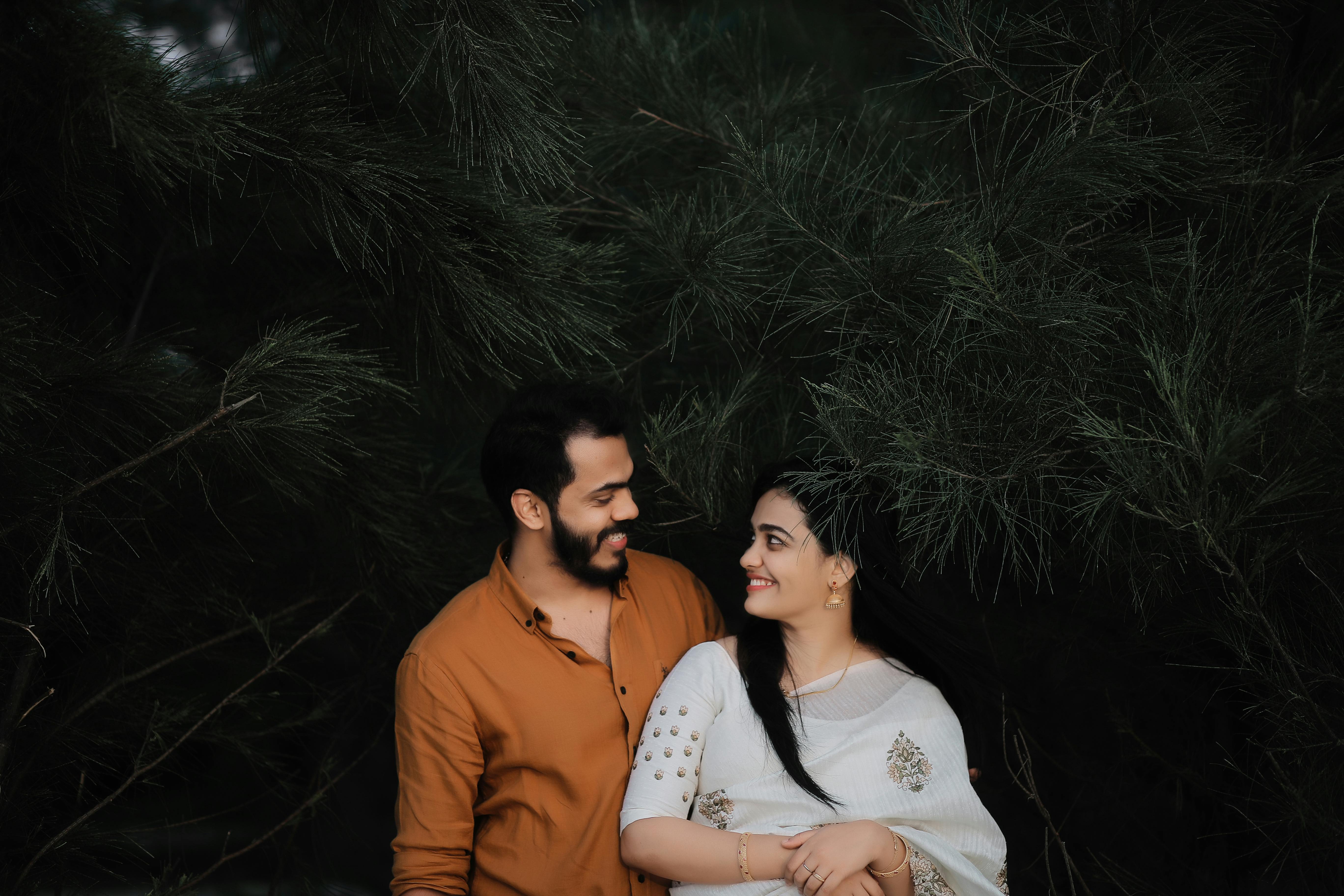 Pin by Shaadi Filmer on Pre Wedding | Romantic photos couples, Cute couples  photography, Couple in love photography