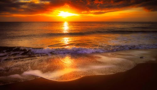 天性, 日出, 波浪撞擊 的 免費圖庫相片