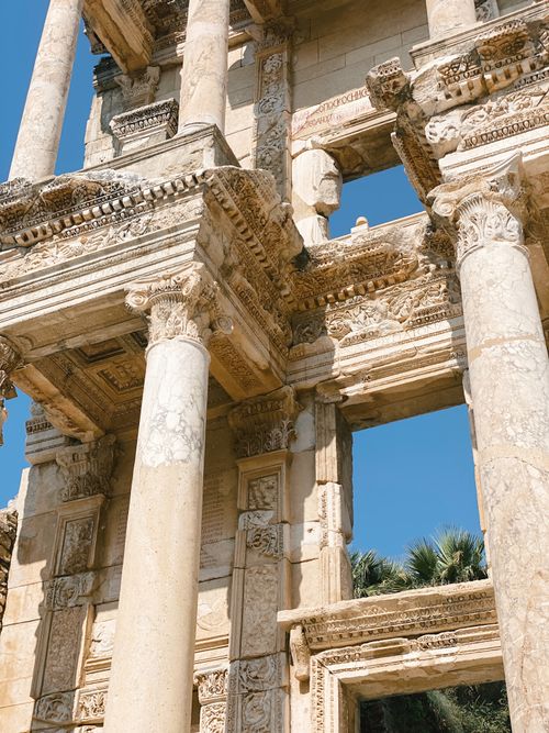 Free Intricate view of the Library of Celsus in Izmir, showcasing ancient Roman architecture. Stock Photo