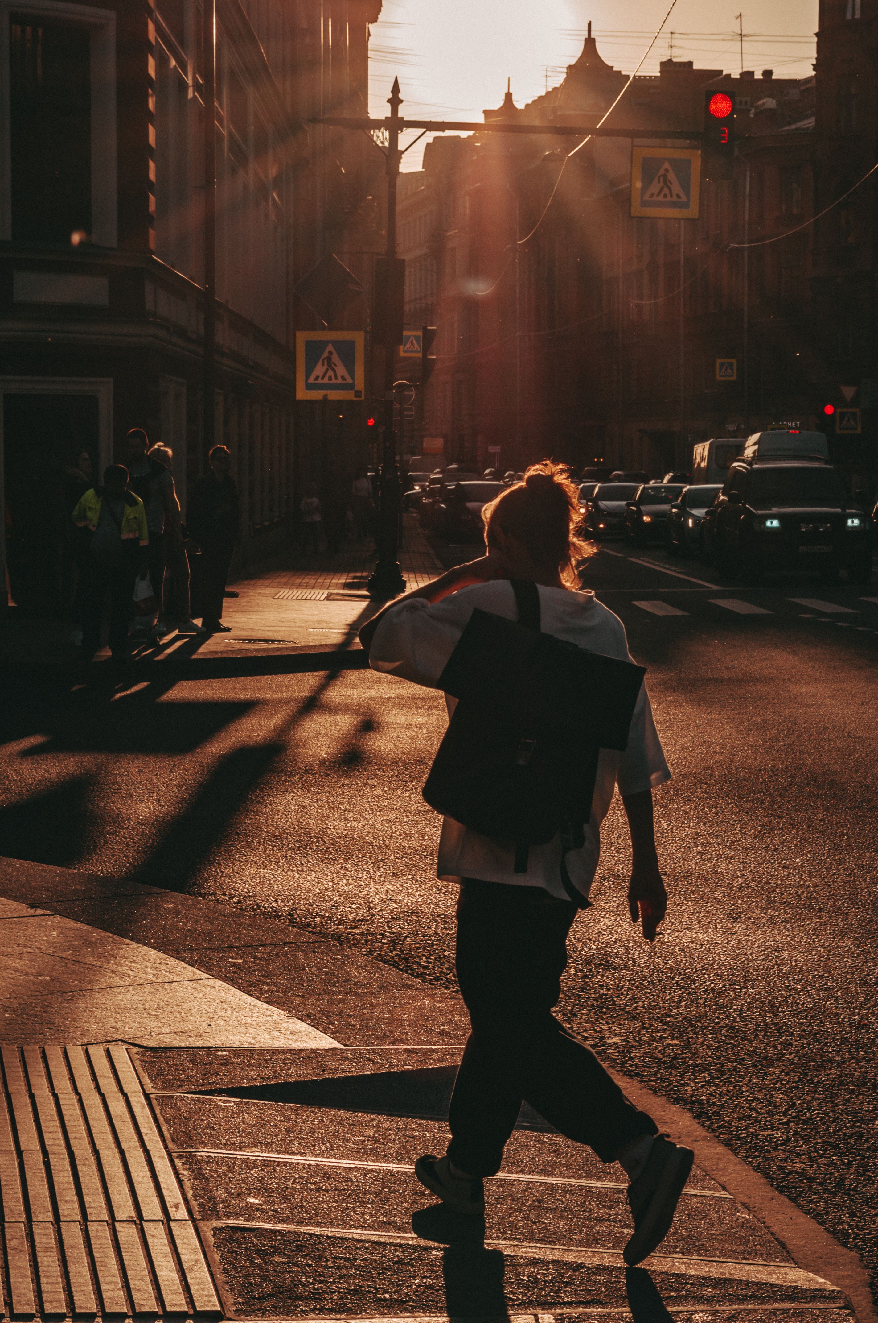 Golden Hour Street Shots When the Sun Stays Up Late — how to blend in without rushing