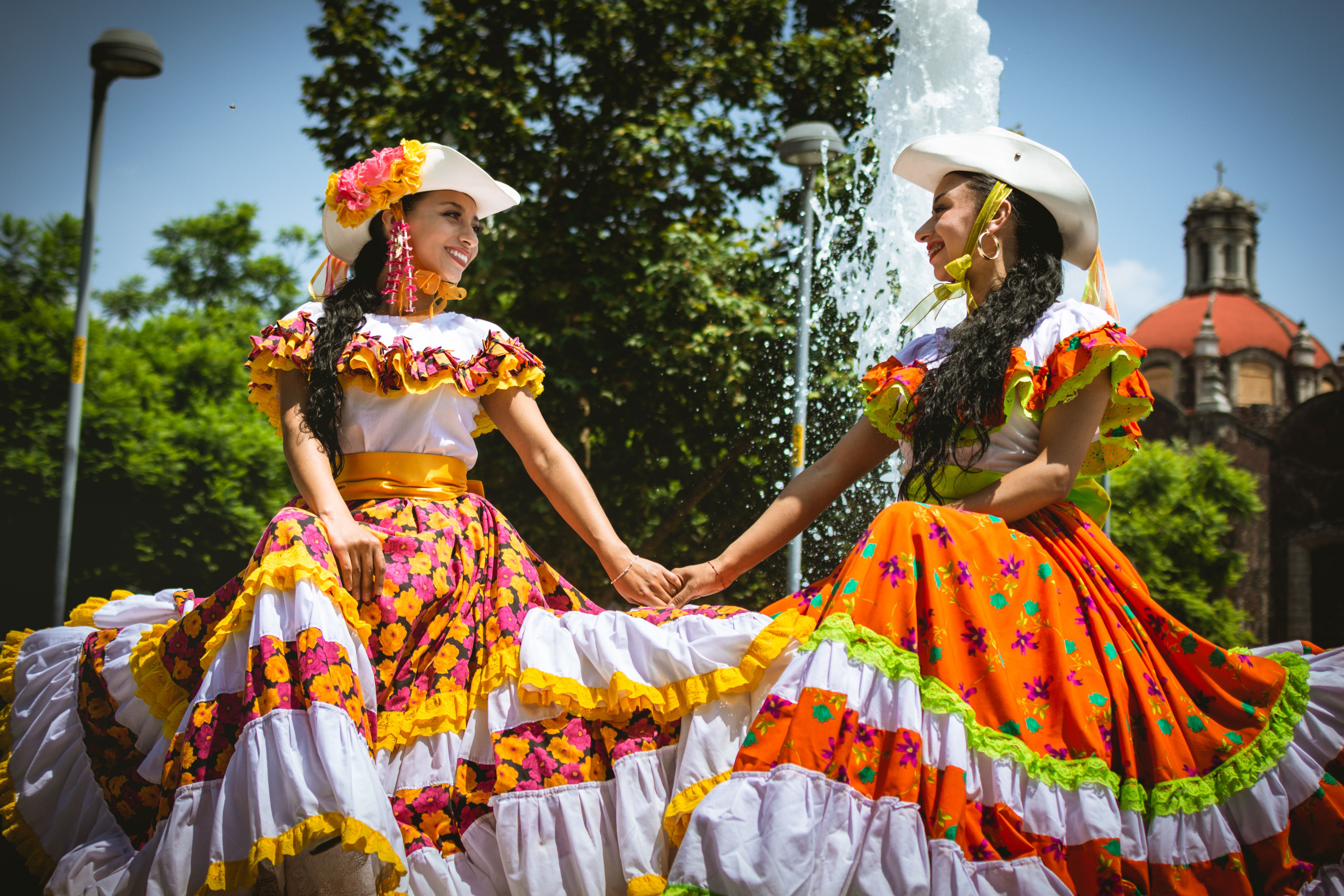 Voyage pas cher en Europe : 14 cités des danses folkloriques où la tradition s'invite pour moins de 