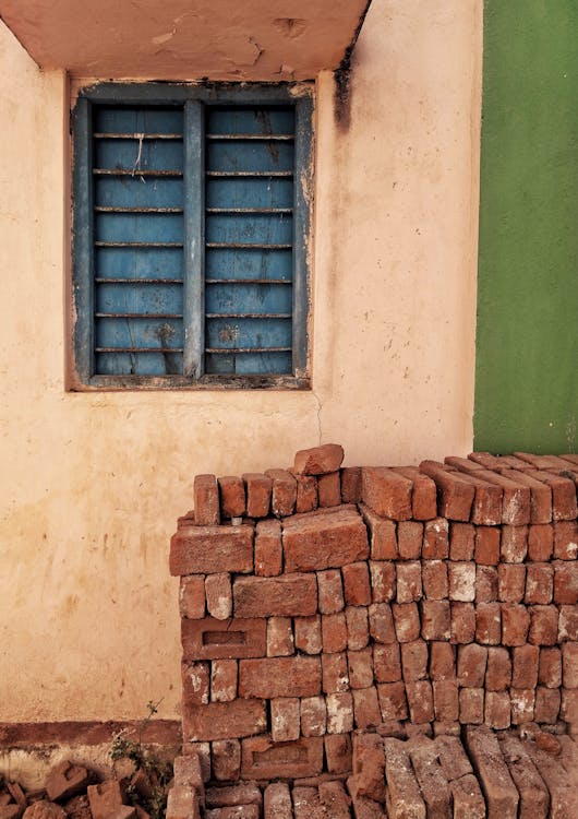 Bricks near the Window · Free Stock Photo Bricks near the Window · Free Stock Photo