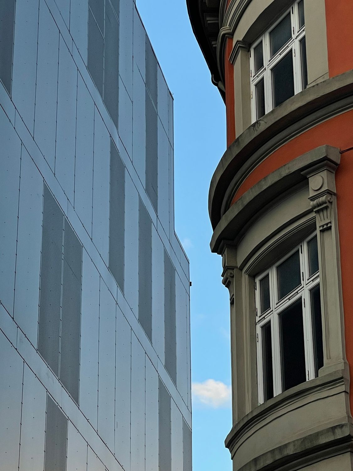 City Buildings Under the Blue Sky · Free Stock Photo