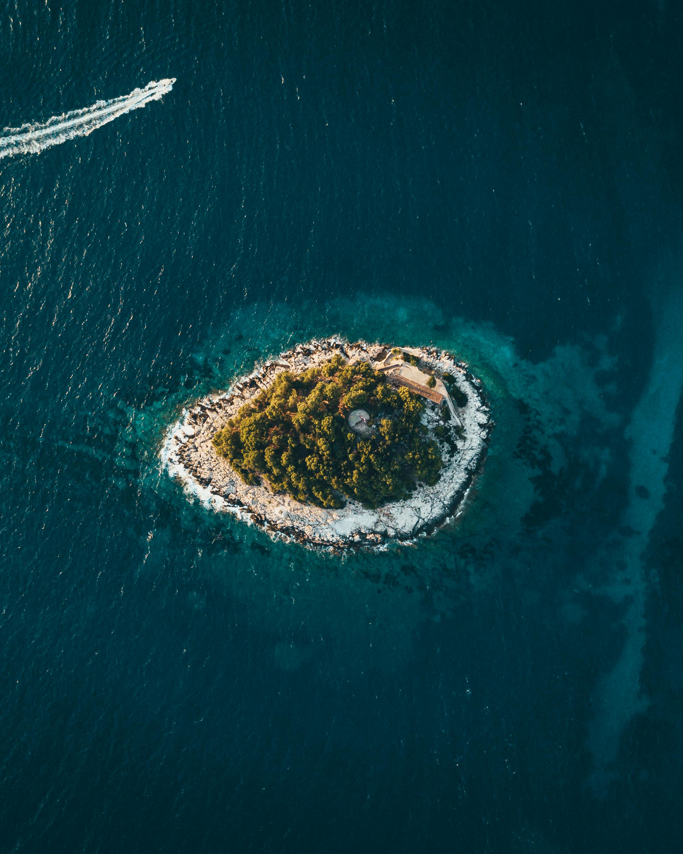 nomads magnetic island