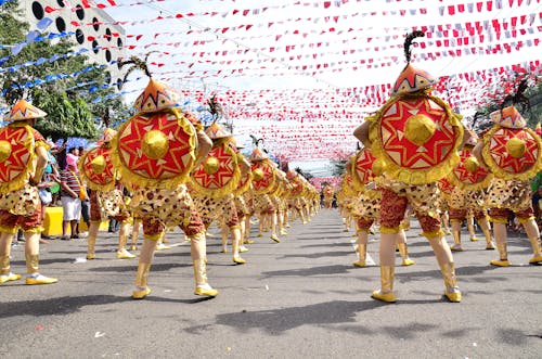 arkadan görünüm, dansçılar, Festival içeren Ücretsiz stok fotoğraf