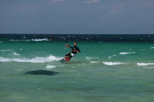 Δωρεάν στοκ φωτογραφιών με kitesurfing, αναψυχή, άνδρας