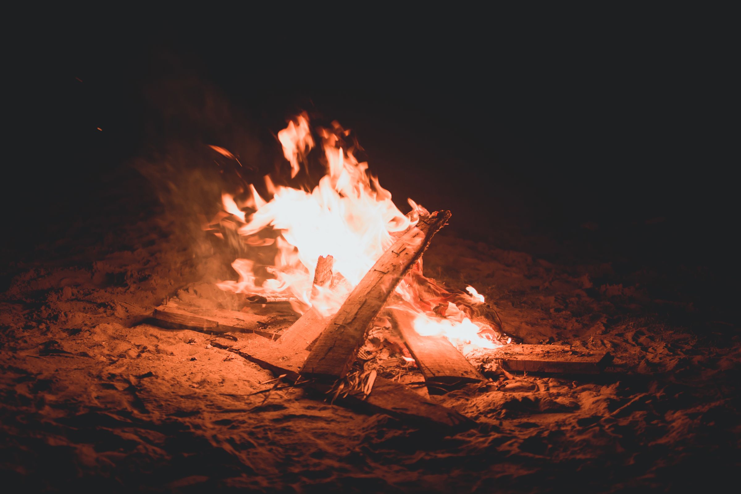 Kampvuur avond Fraser Island