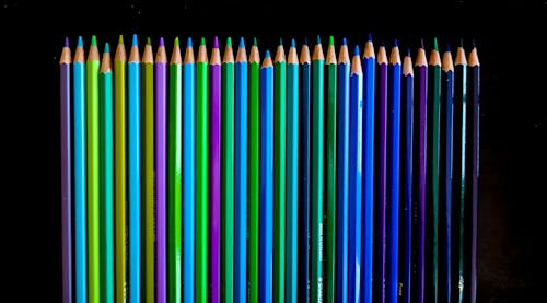 Kostnadsfri bild av färgämnen, färgpennor, färgrik