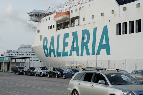 Gratis arkivbilde med balearia, cruiseskip, havn Arkivbilde