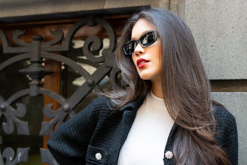 Woman Wearing a Sunglasses