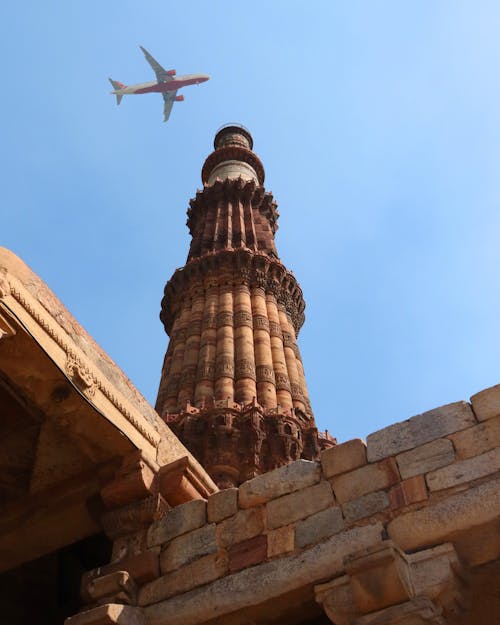 Kostenloses Stock Foto zu aufnahme von unten, fliegen, flugzeug