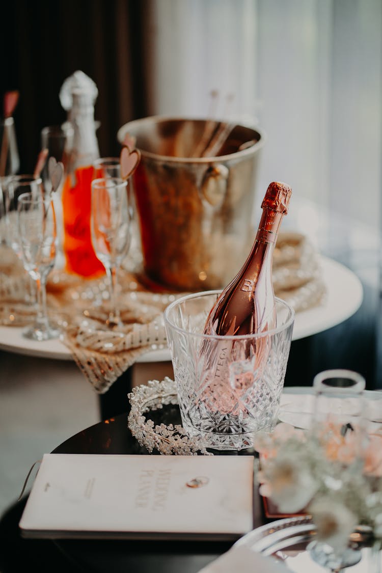 Table Setup For Wedding