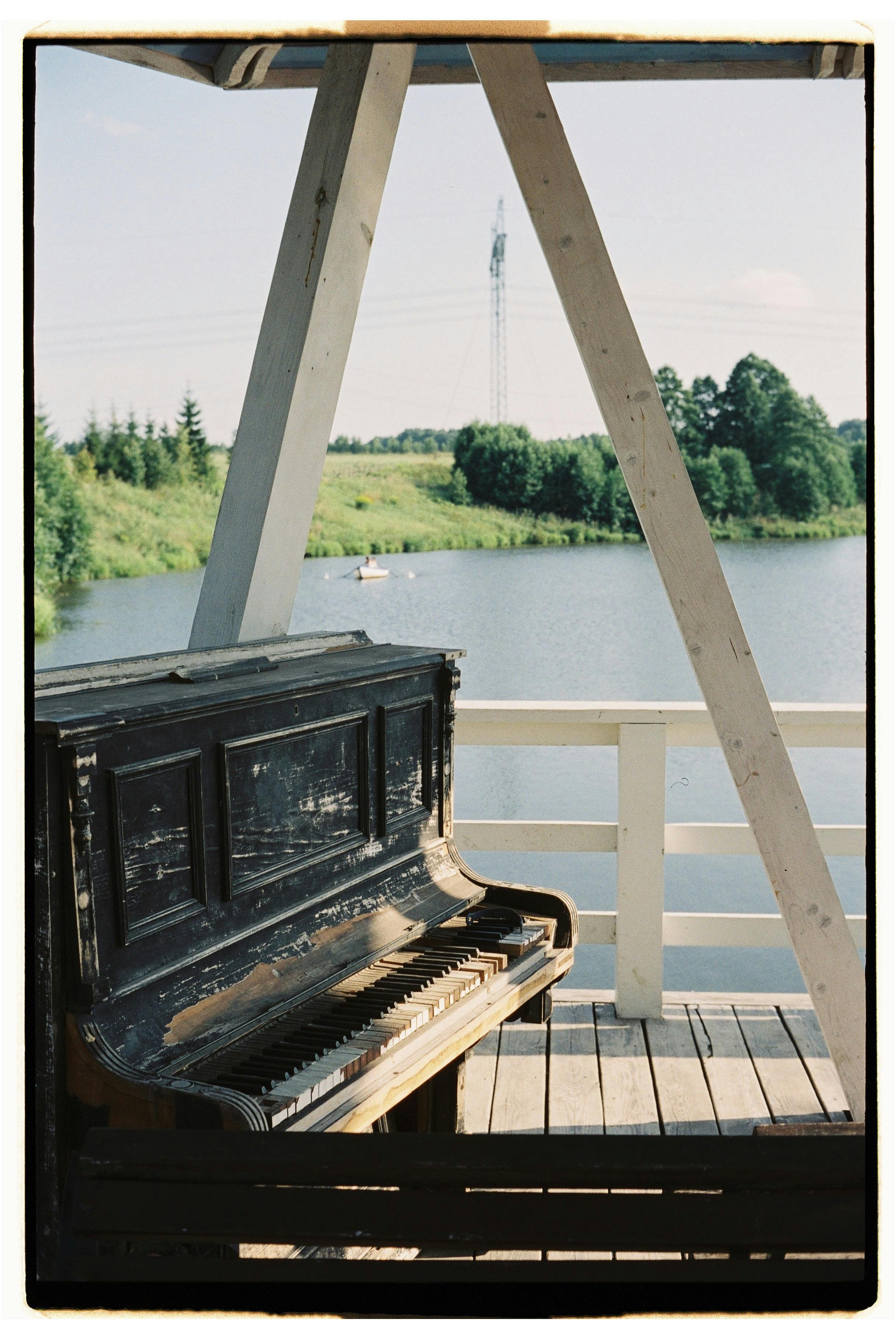 Piano Landscape Photos, Download The BEST Free Piano Landscape Stock ...