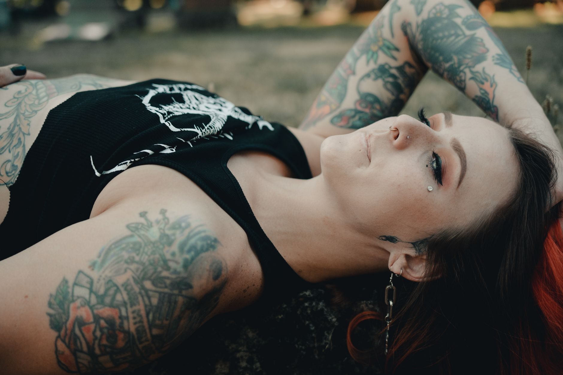 Illustration — Tatouage bras femme