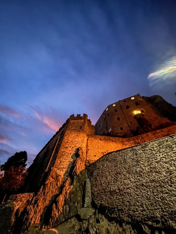 Gratis Immagine gratuita di architettura, cielo azzurro, edificio Foto a disposizione