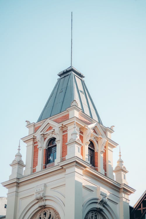 Foto profissional grátis de capela, construção, tiro vertical