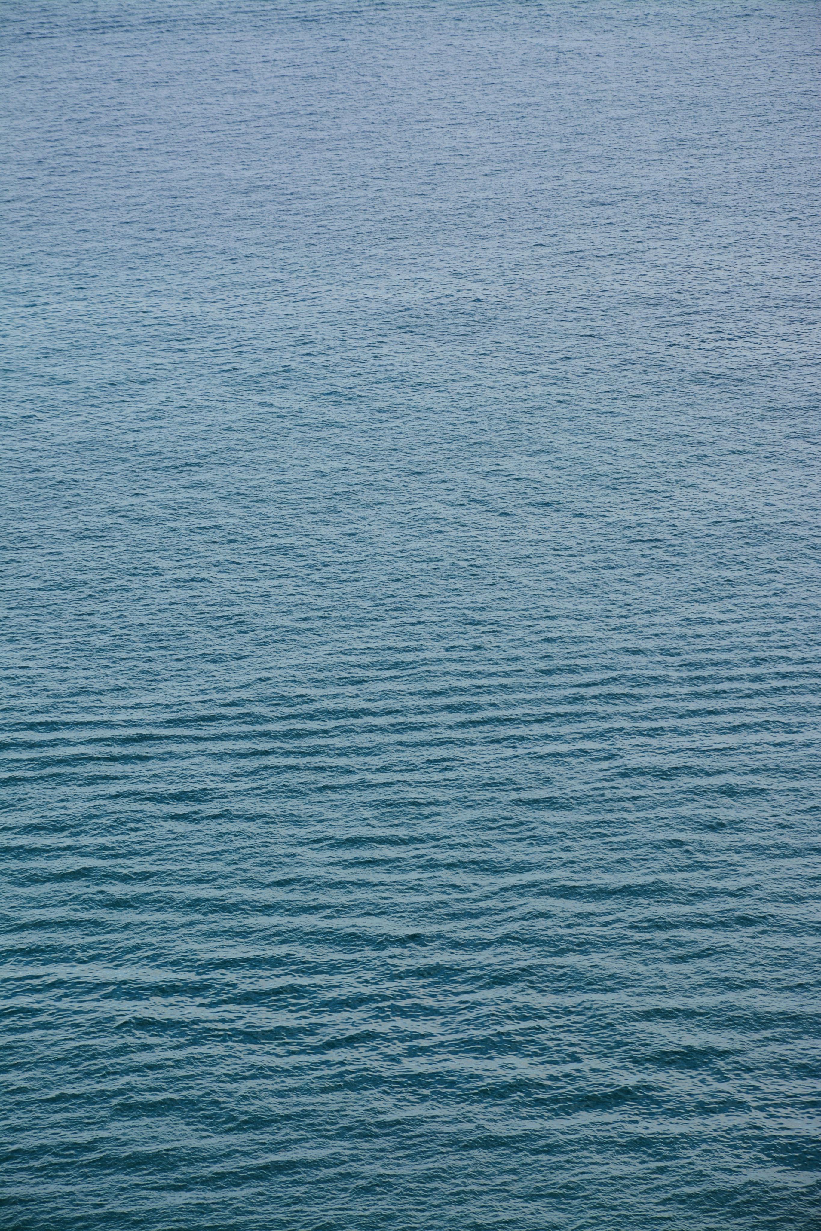 Summer landscape with sea and horizon over water · Free Stock Photo