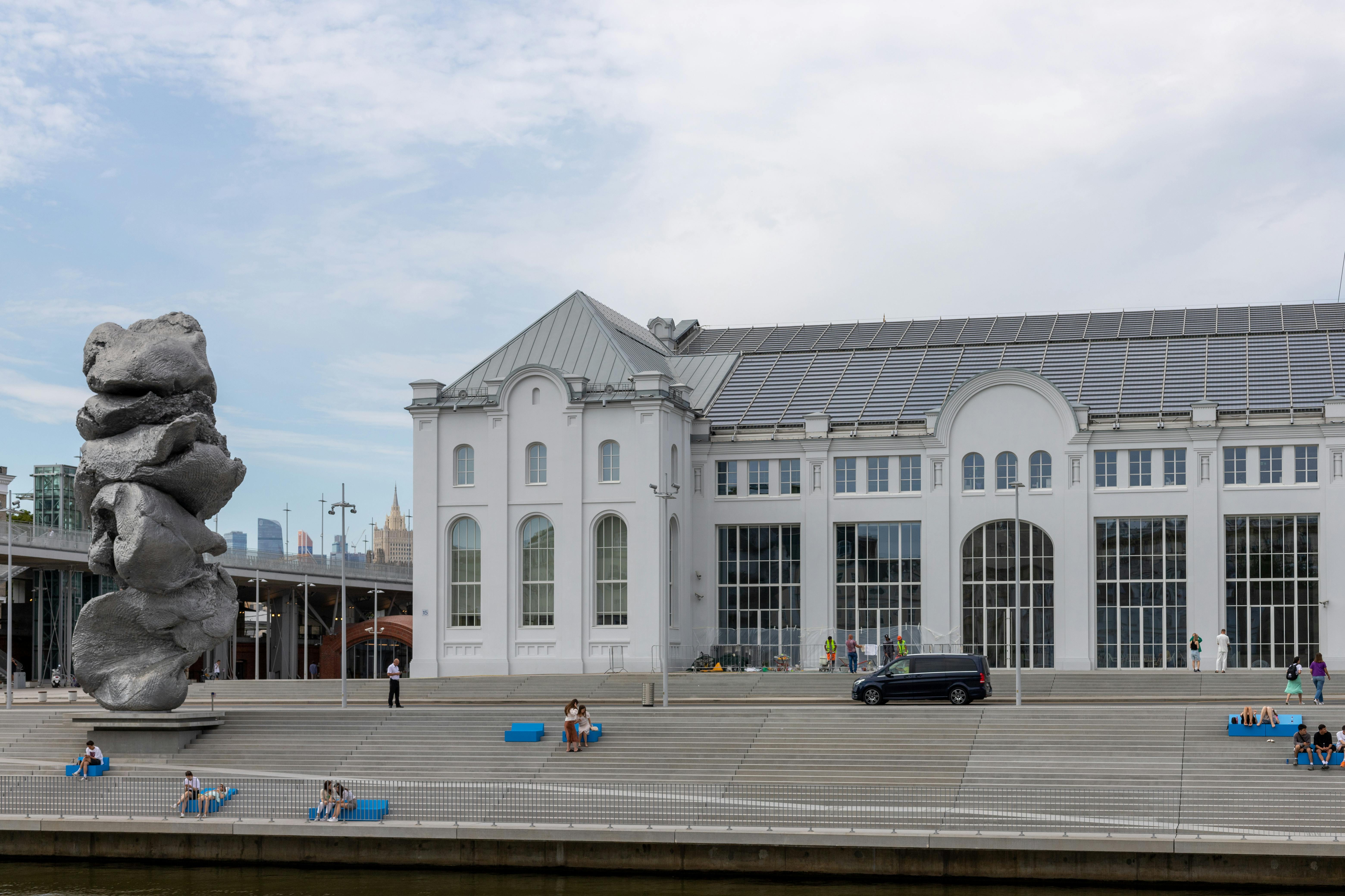 Main image