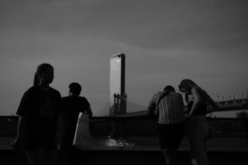 人, 曼哈頓大橋, 海邊 的 免費圖庫相片