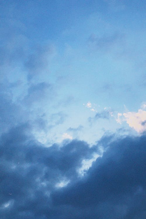 blue clouds background tumblr