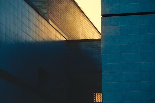 Free Sunlit modern architecture in Mashhad, Iran, featuring clean lines and tiled surfaces. Stock Photo