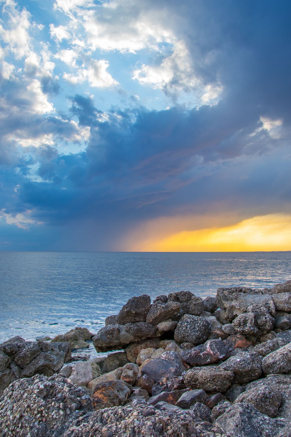 Rocks Beside the Sea · Free Stock Photo