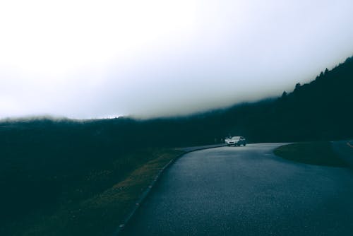 Fotobanka s bezplatnými fotkami na tému auto, cesta, cestička