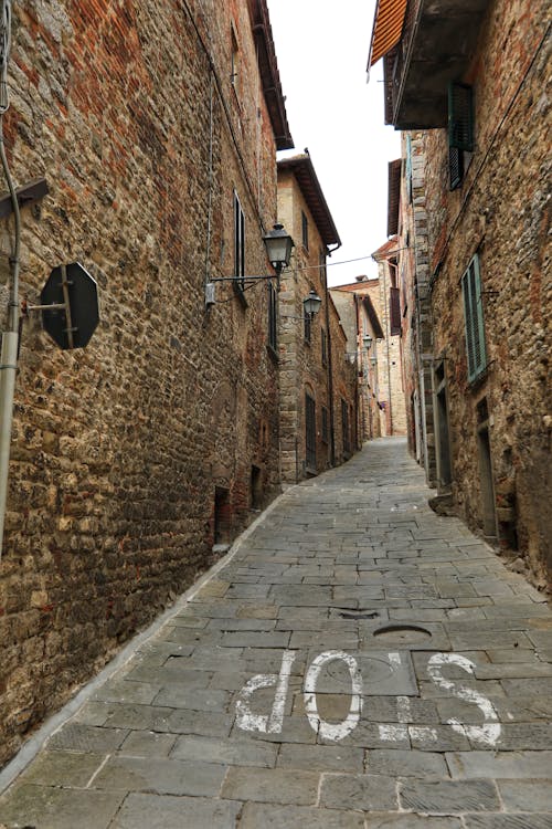 無料 イタリア, ブロック壁, ルシニャーノの無料の写真素材 写真素材