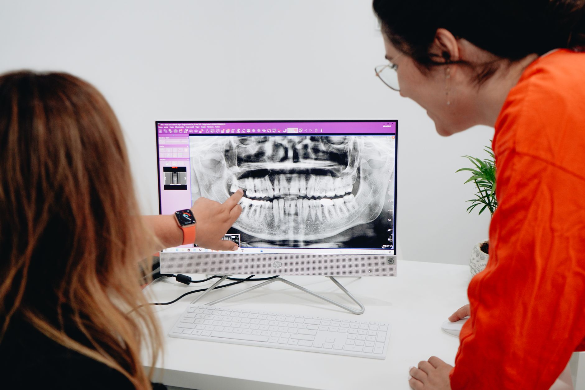 Digital Radiography - Denwest Dental Clinic Digital Radiography in Islington Woods, ON - How to Prevent Painful Toothaches with a Denwest Check-up in Islington Woods