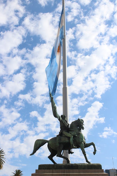 Gratis arkivbilde med Argentina, blå himmel, flagg