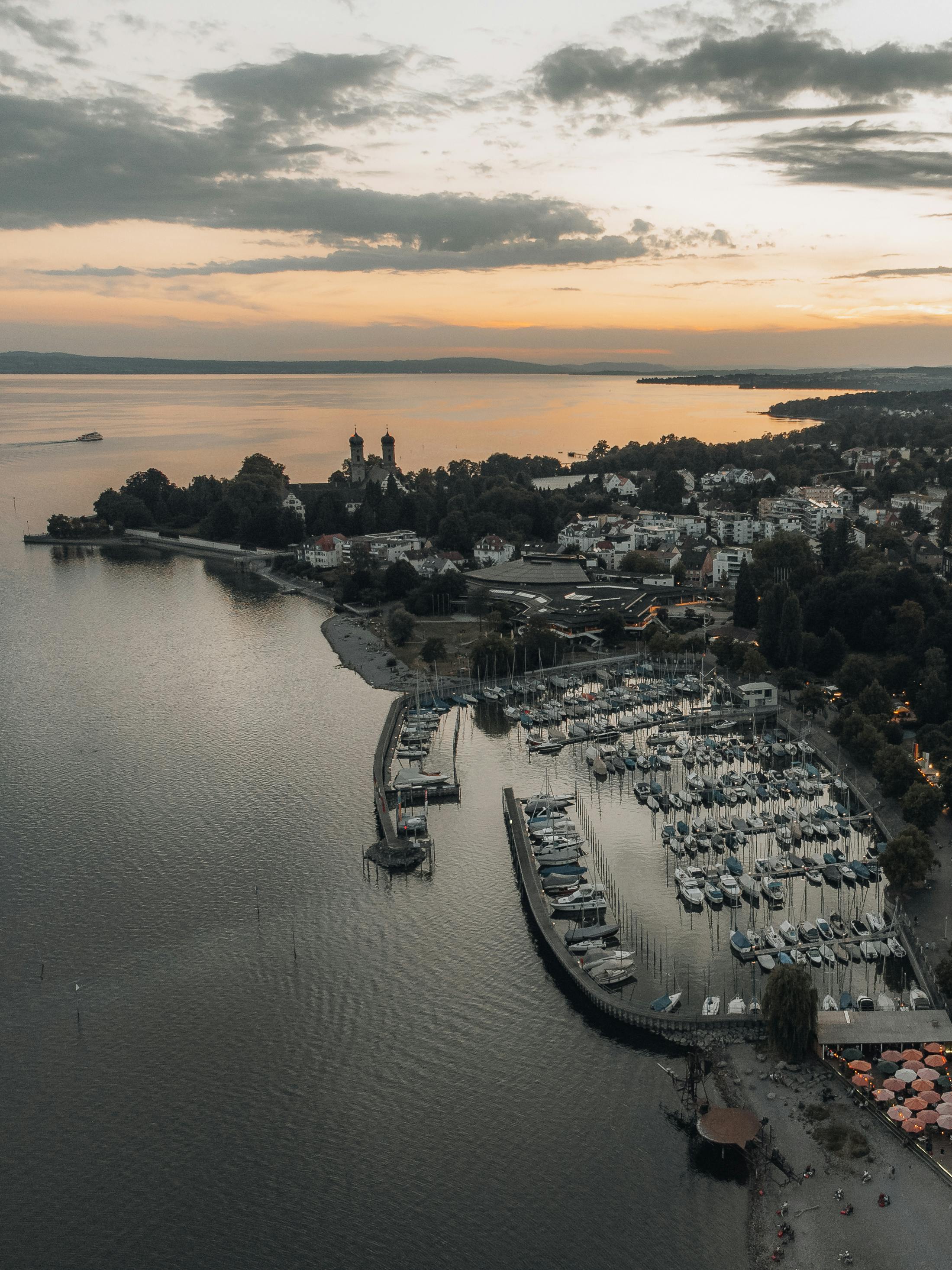 Aerial View of City Buildings Near the Ocean · Free Stock Photo