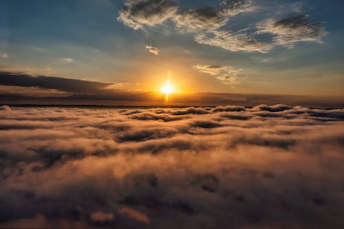 akşam karanlığı, atmosfer, bulut denizi içeren Ücretsiz stok fotoğraf