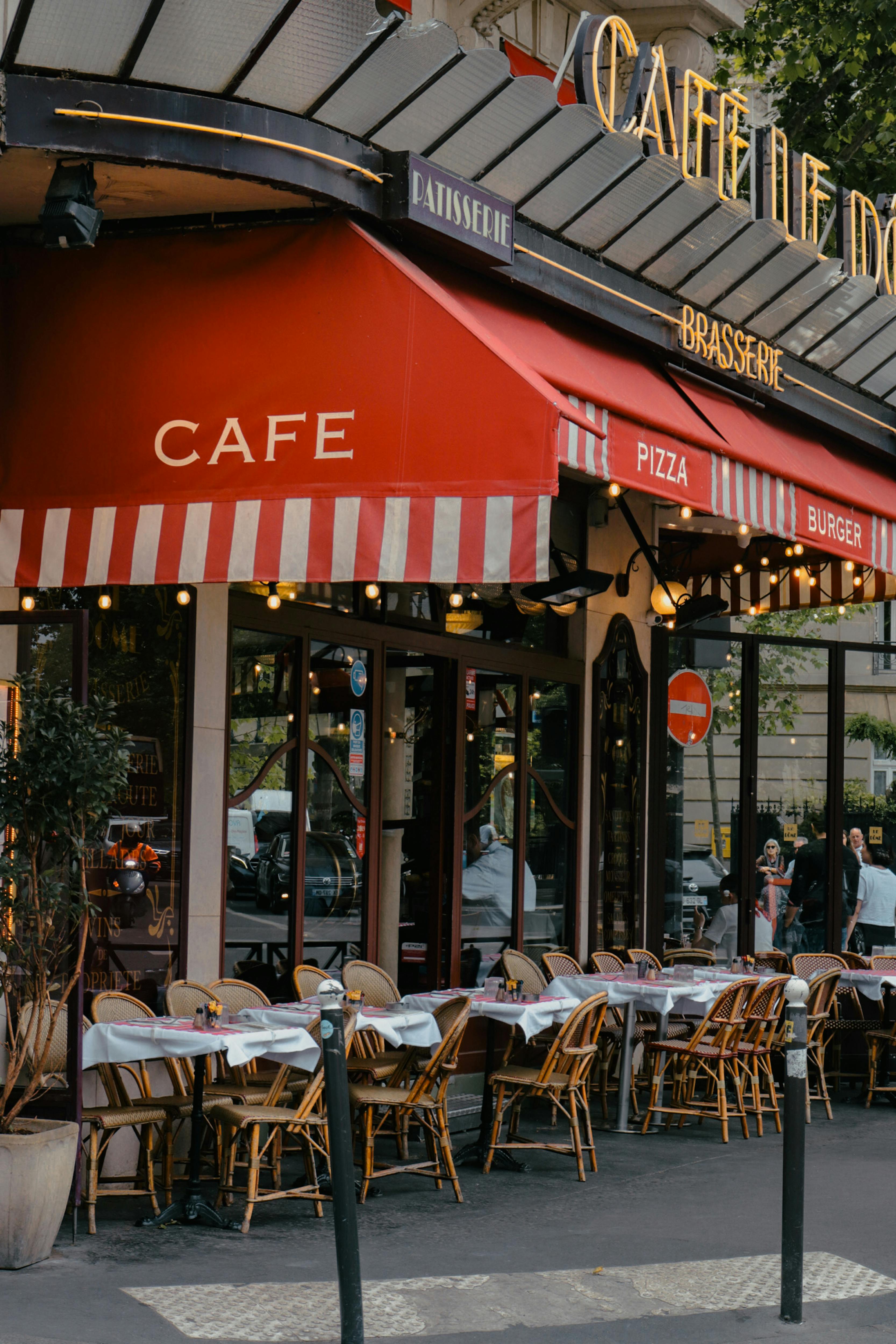 Paris Cafe Photos, Download The BEST Free Paris Cafe Stock Photos & HD  Images