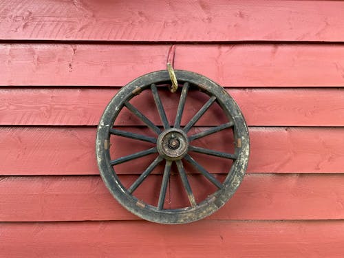 Free Old wheel Stock Photo