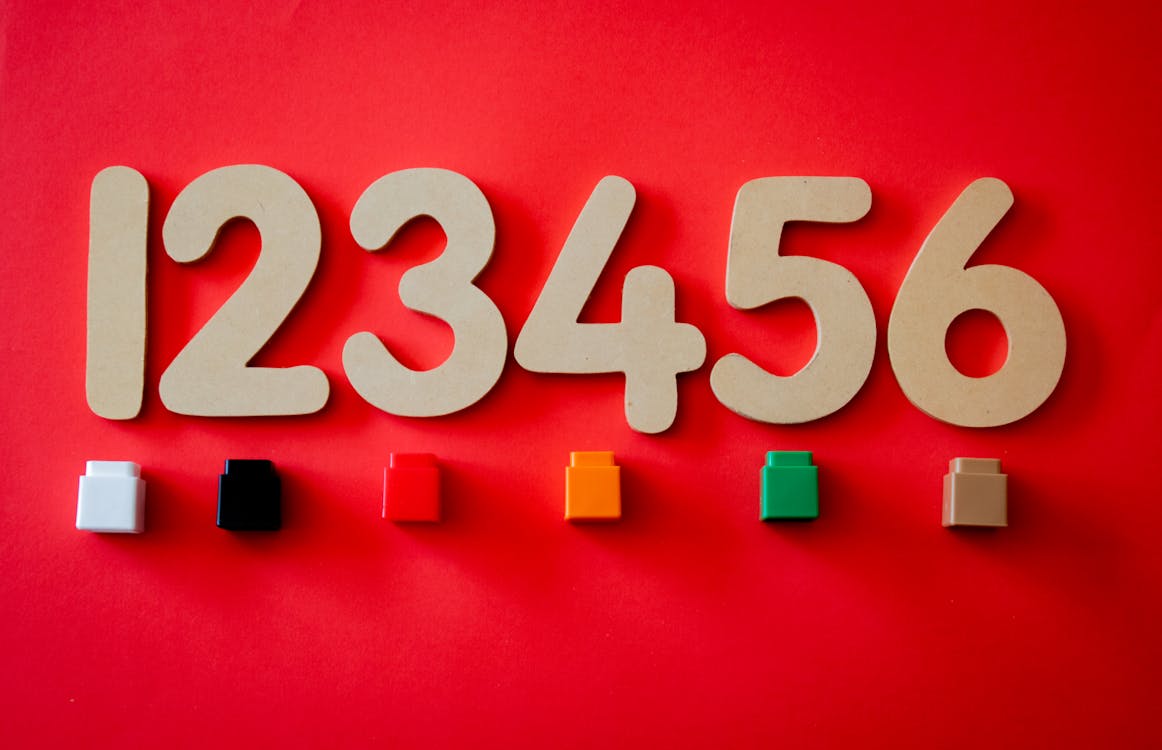 An image showing numbers one through six.