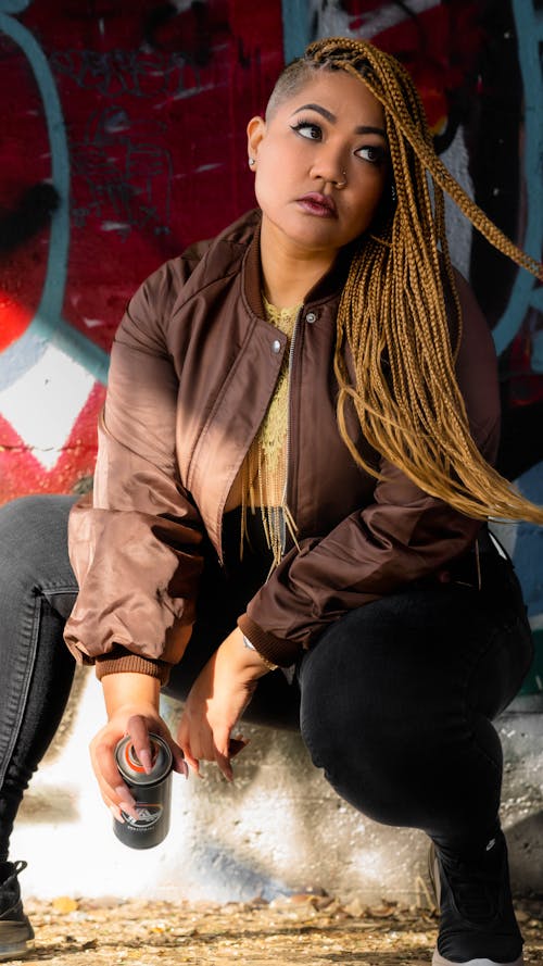afrikalı-amerikalı kadın, ceket, dikey atış içeren Ücretsiz stok fotoğraf