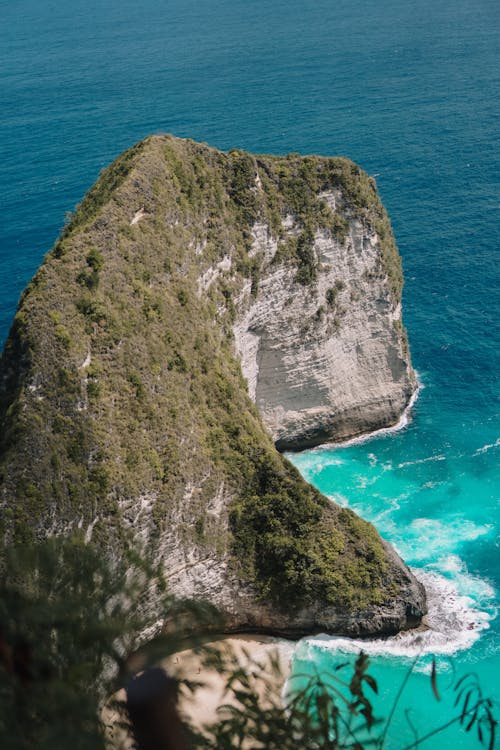 Scenic Shot of Kelingking Beach